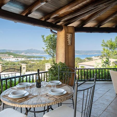 Villa Baja Sardinia Con Piscina E Vista المظهر الخارجي الصورة